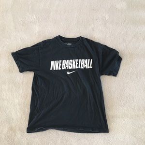 Nike Basketball SS Tee, Size L